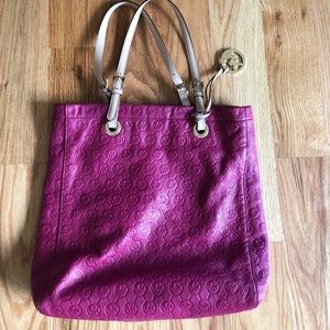 Michael Kors VGUC pink leather signature handbag